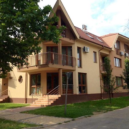 My Home Apartman Hajdúszoboszló Zewnętrze zdjęcie